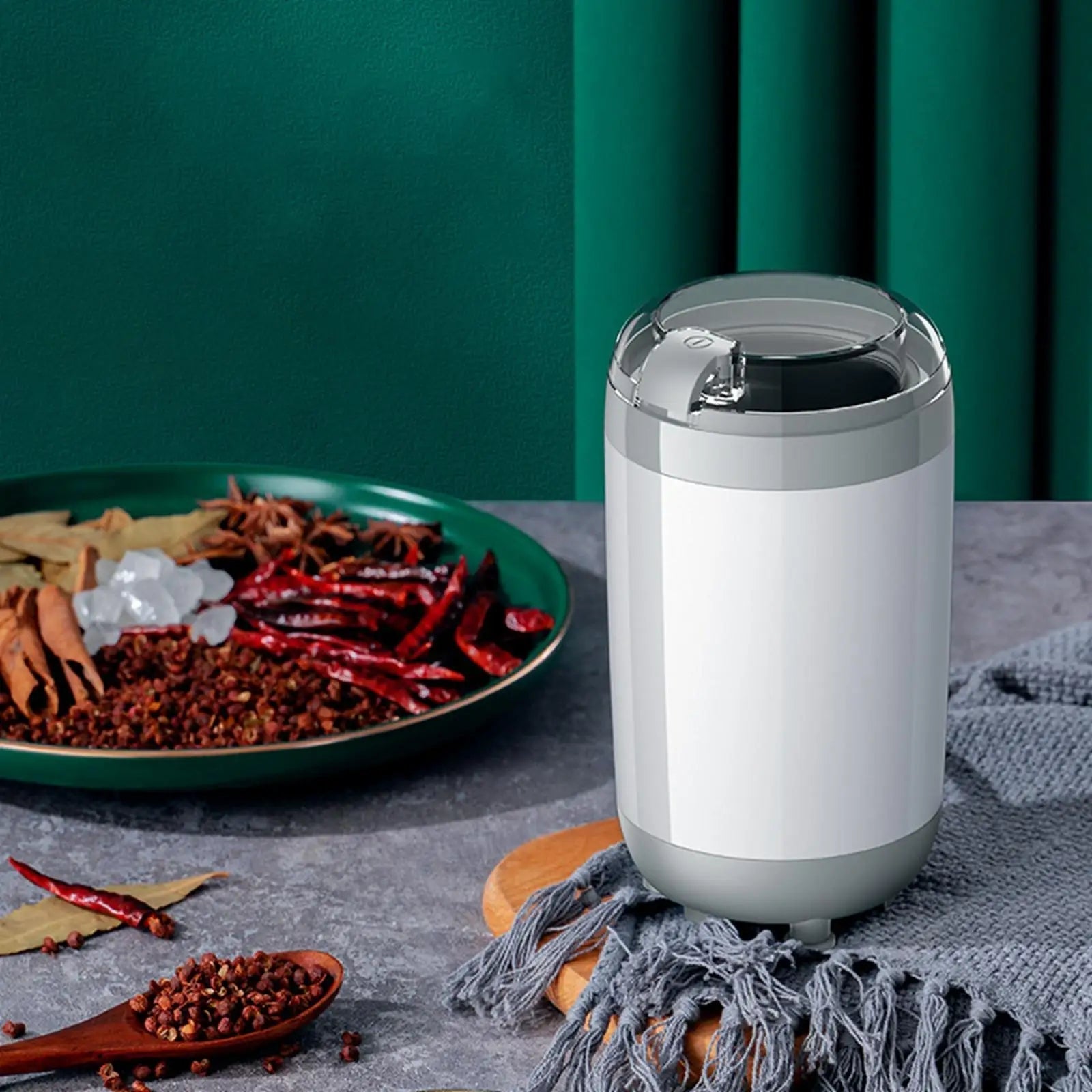 Electric Grinder with Removable Cup